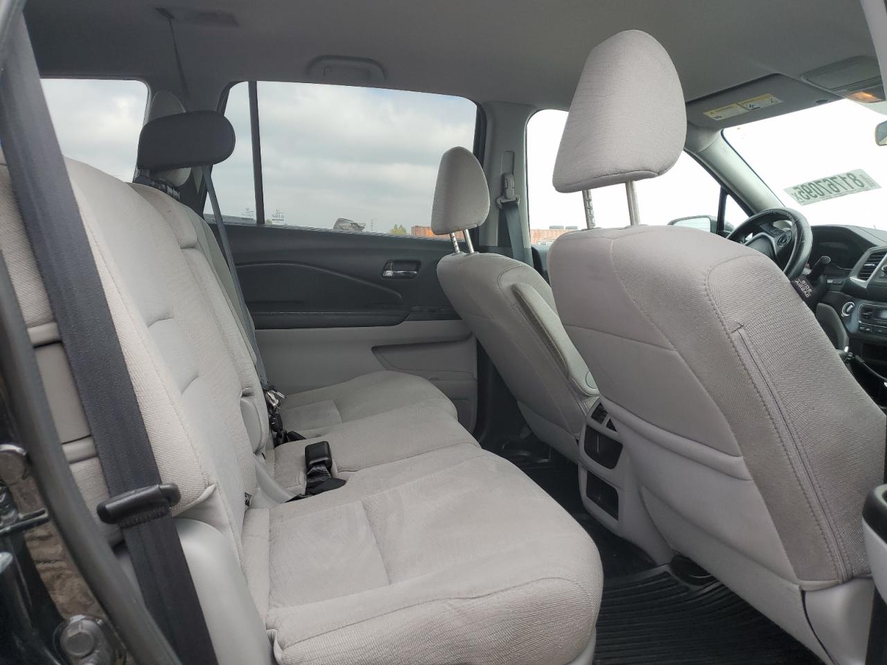 2017 Honda Pilot Lx VIN: 5FNYF6H10HB066739 Lot: 81767095