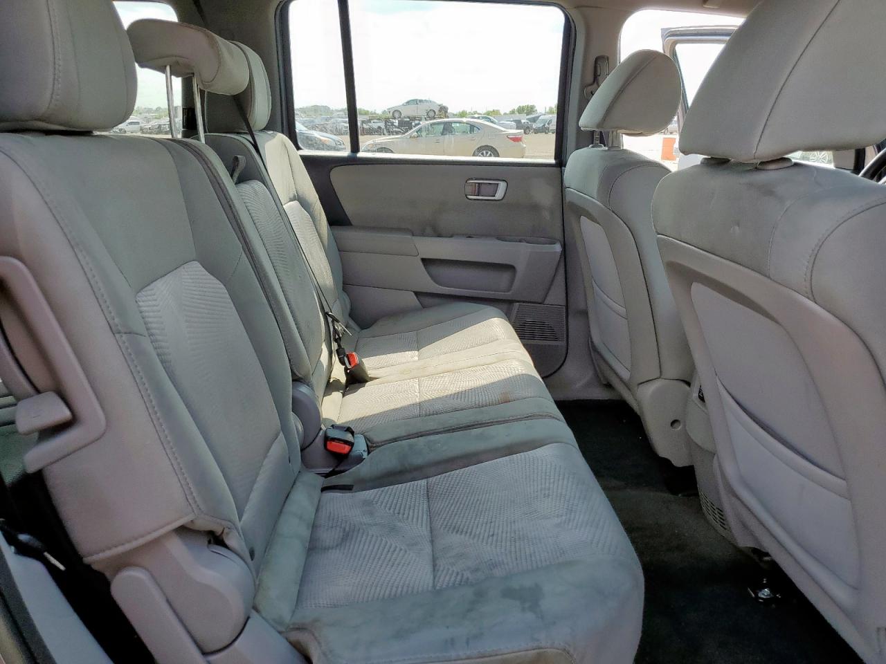 2014 Honda Pilot Lx VIN: 5FNYF4H24EB032893 Lot: 71684165