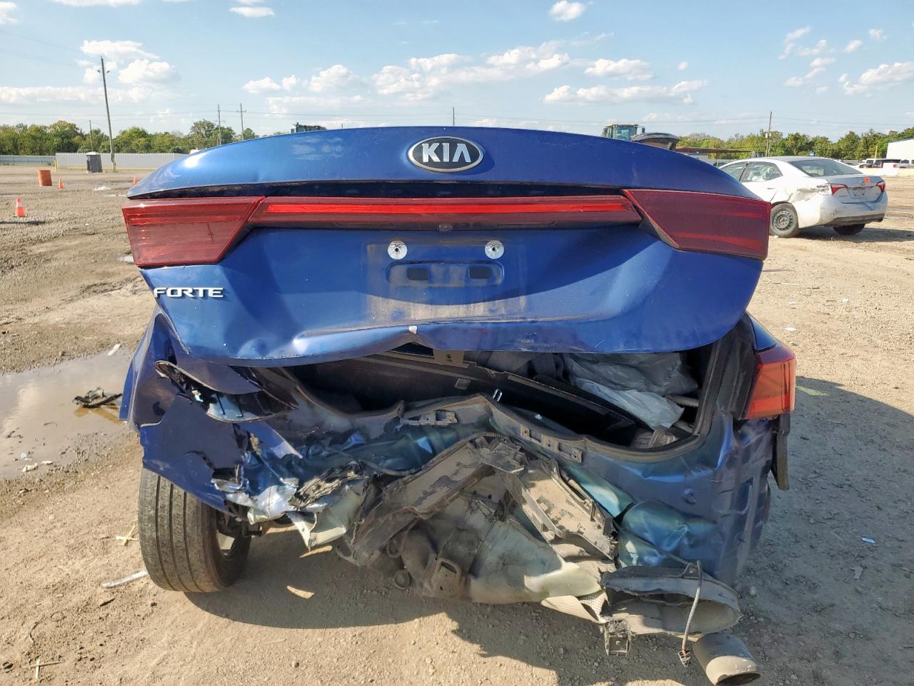 2021 Kia Forte Fe VIN: 3KPF24AD8ME377413 Lot: 84526305