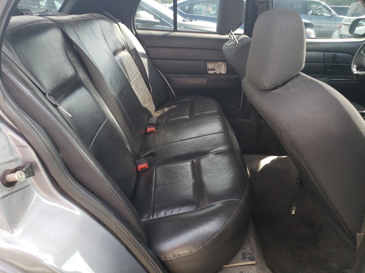 2006 Ford Crown Victoria Police Interceptor VIN: 2FAFP71W16X138521 Lot: 83811555