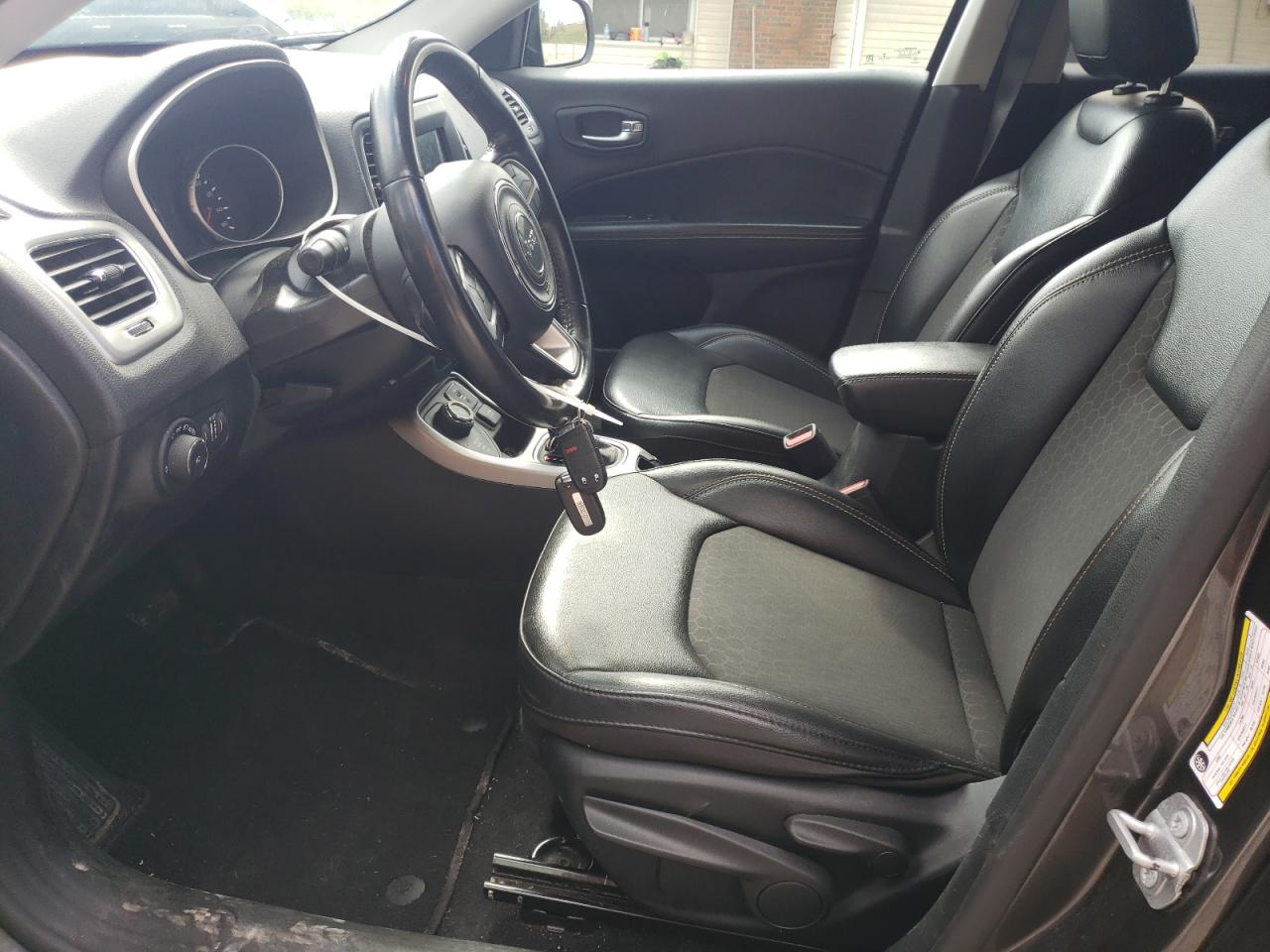 2019 Jeep Compass Latitude VIN: 3C4NJDBB4KT849935 Lot: 81800935