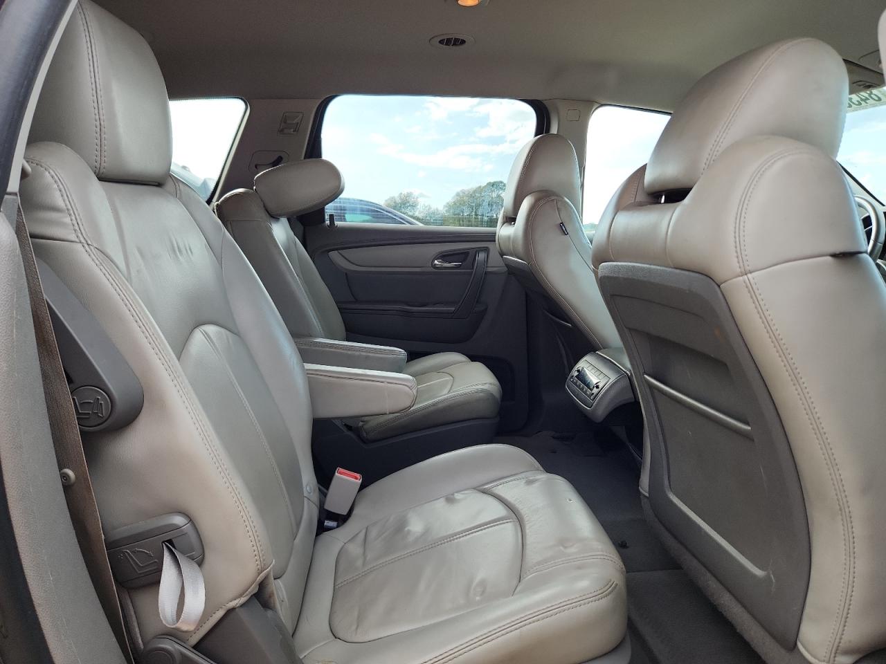 2014 Chevrolet Traverse Lt VIN: 1GNKRHKD8EJ141145 Lot: 84389395