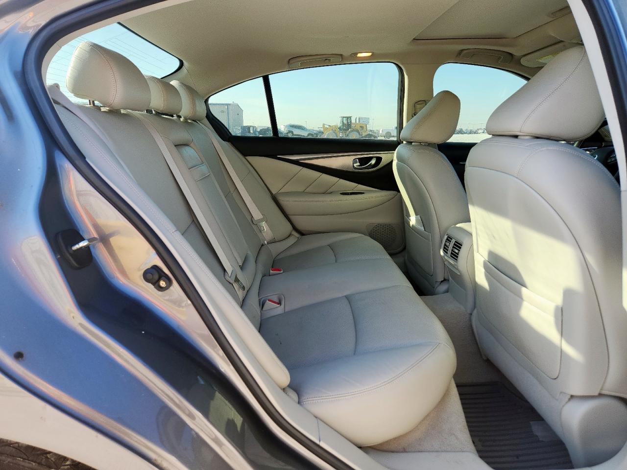 2014 Infiniti Q50 Base VIN: JN1BV7AP7EM672493 Lot: 81905785