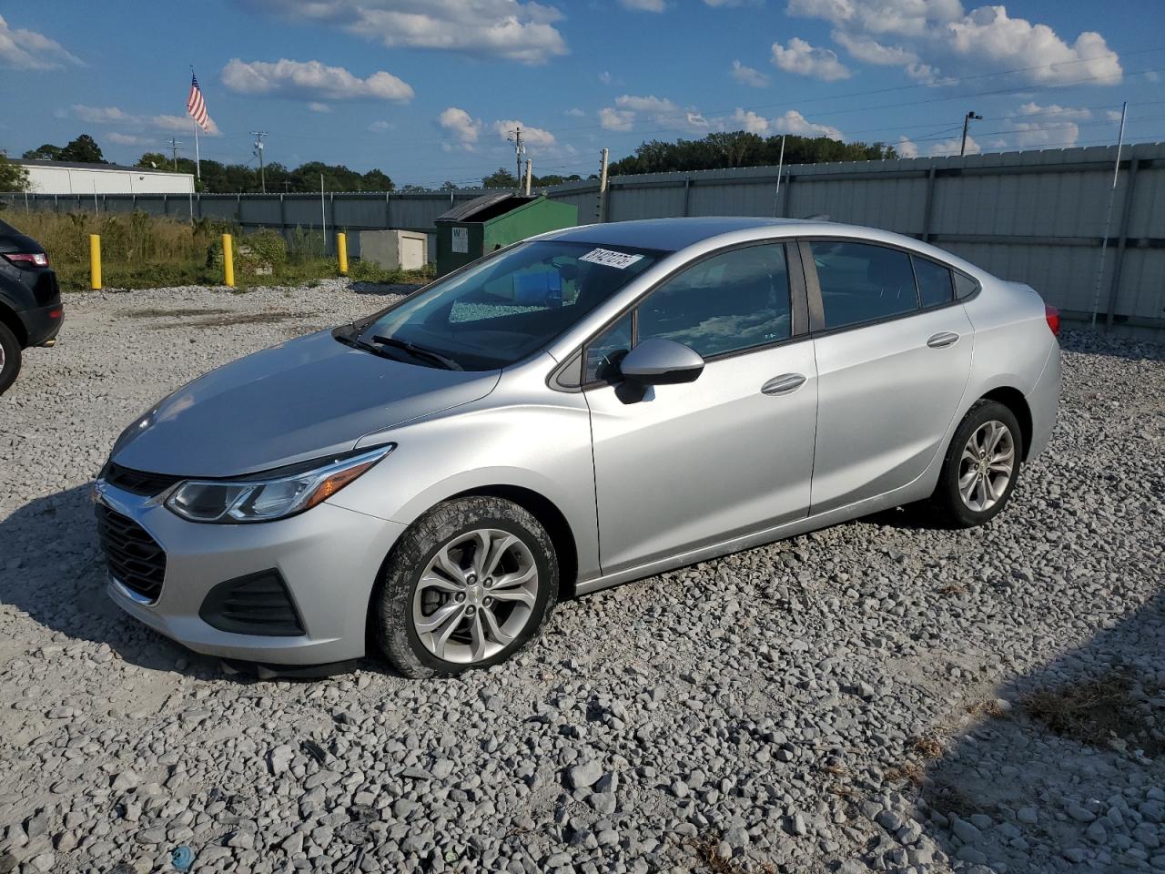 CHEVROLET CRUZE 2019. Lot# 81421275. VIN 1G1BC5SM4K7112235. Photo 1