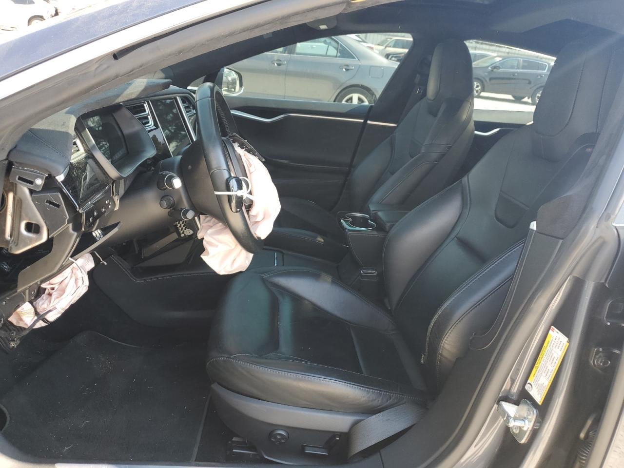 2016 Tesla Model S VIN: 5YJSA1E22GF172807 Lot: 71556535