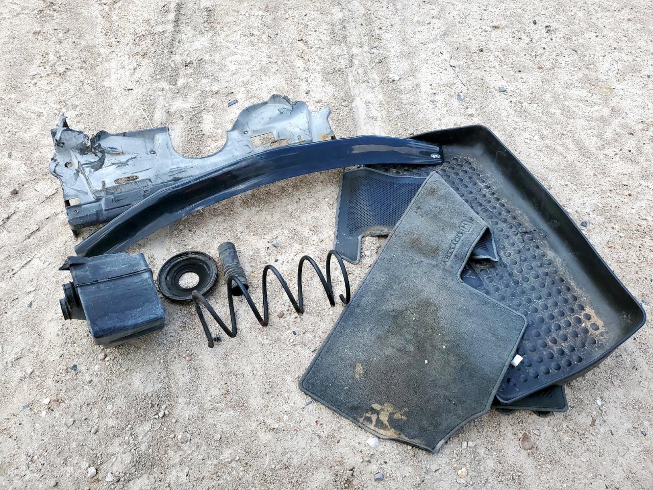 2001 Honda Odyssey Ex VIN: 2HKRL18691H572511 Lot: 83926295