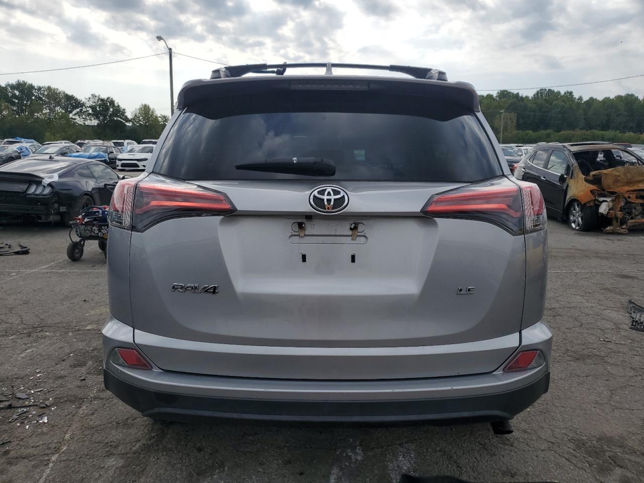 2017 Toyota Rav4 Le VIN: 2T3ZFREV7HW333804 Lot: 80102965