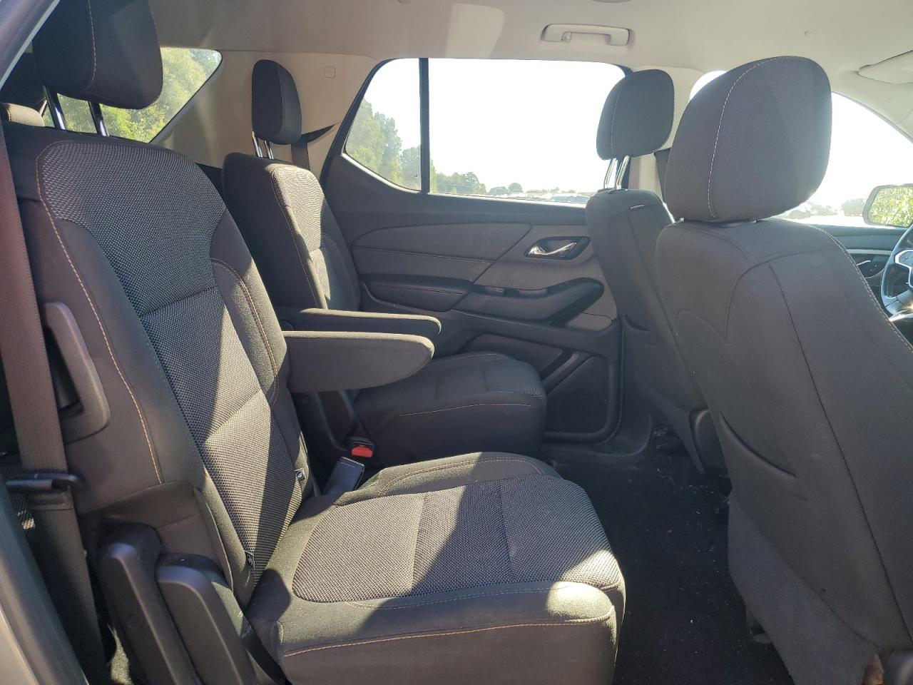 2018 Chevrolet Traverse Lt VIN: 1GNEVGKWXJJ178891 Lot: 71154475