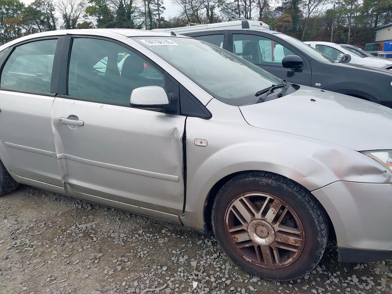 2006 FORD FOCUS GHIA AUTO 
