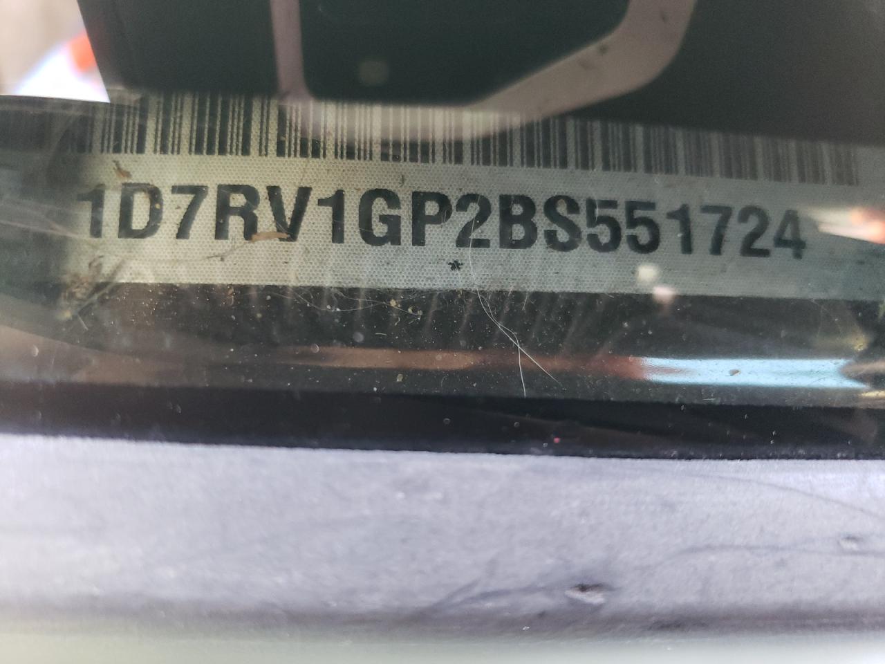 2011 Dodge Ram 1500 VIN: 1D7RV1GP2BS551724 Lot: 81664505