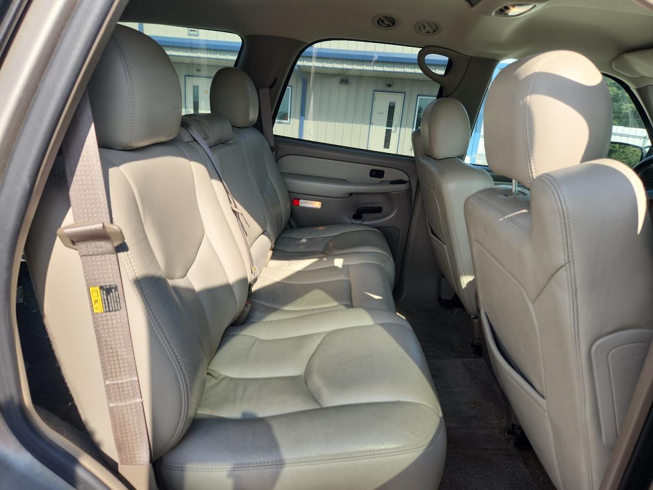 2003 Chevrolet Tahoe K1500 VIN: 1GNEK13Z53R273586 Lot: 71684835