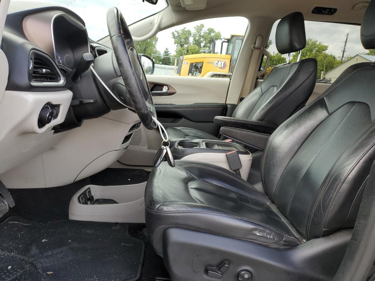 2017 Chrysler Pacifica Touring L VIN: 2C4RC1BG0HR794725 Lot: 80782905