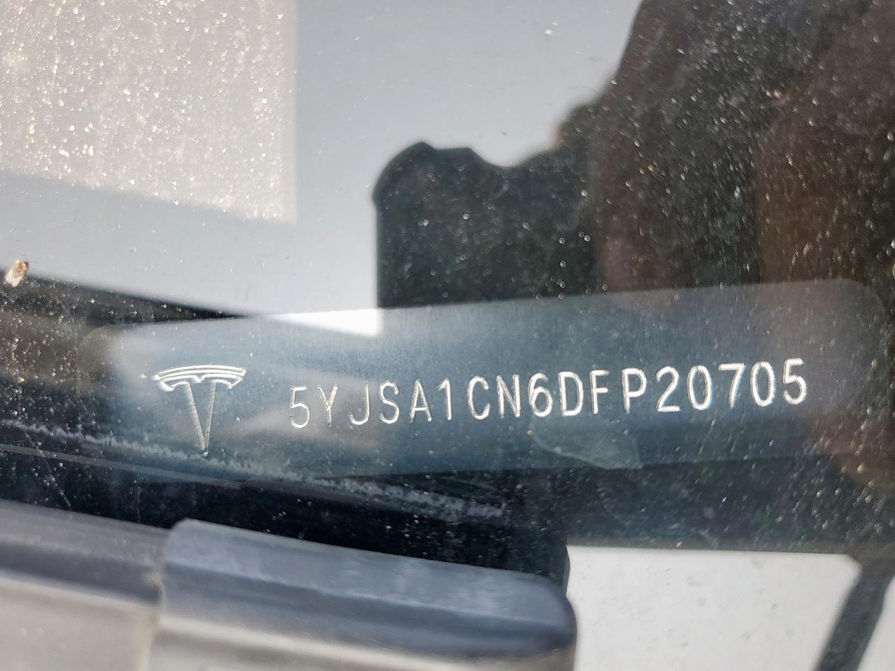 2013 Tesla Model S VIN: 5YJSA1CN6DFP20705 Lot: 72043925
