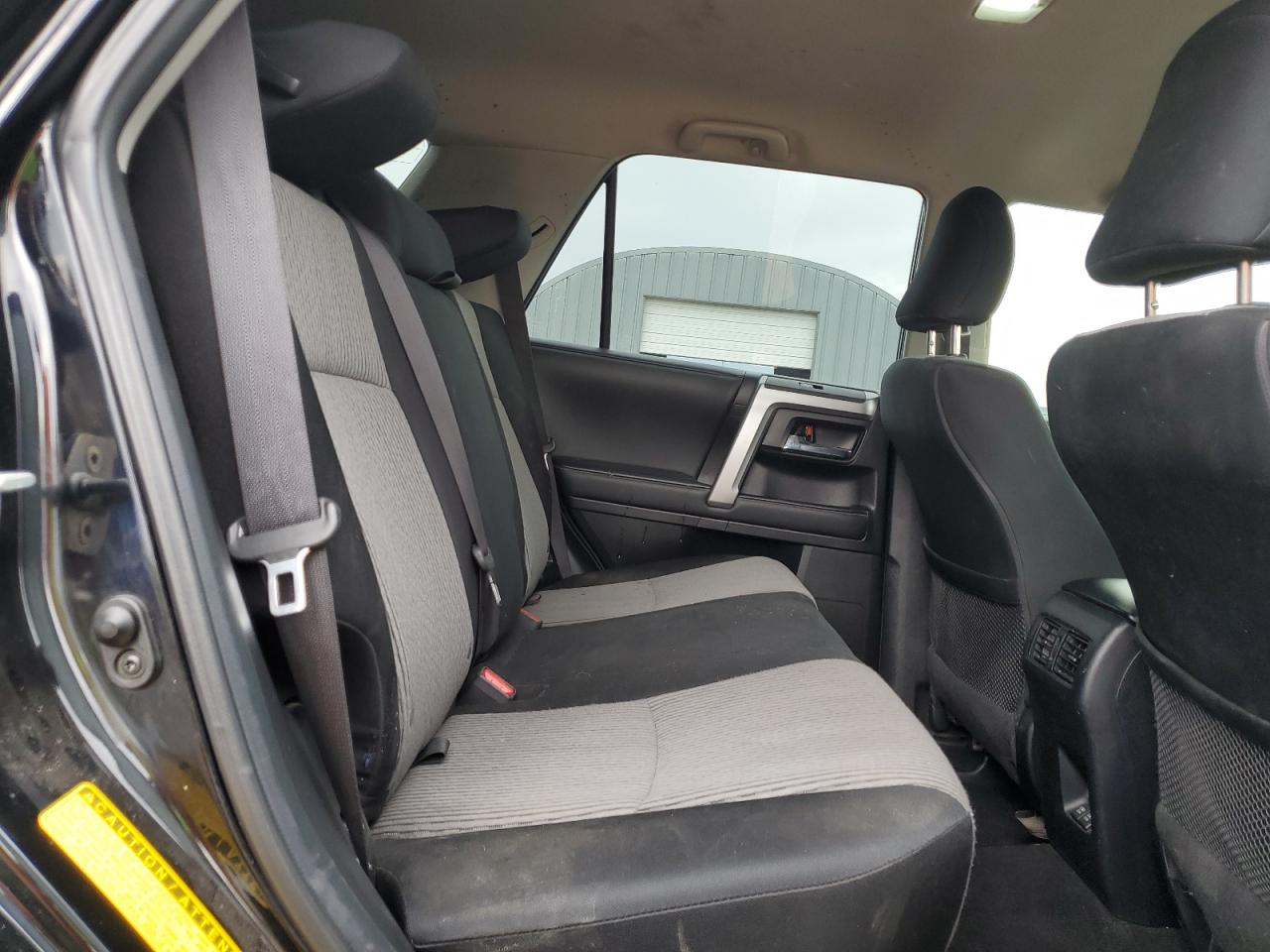 2020 Toyota 4Runner Sr5/Sr5 Premium VIN: JTEBU5JR5L5752612 Lot: 81315575