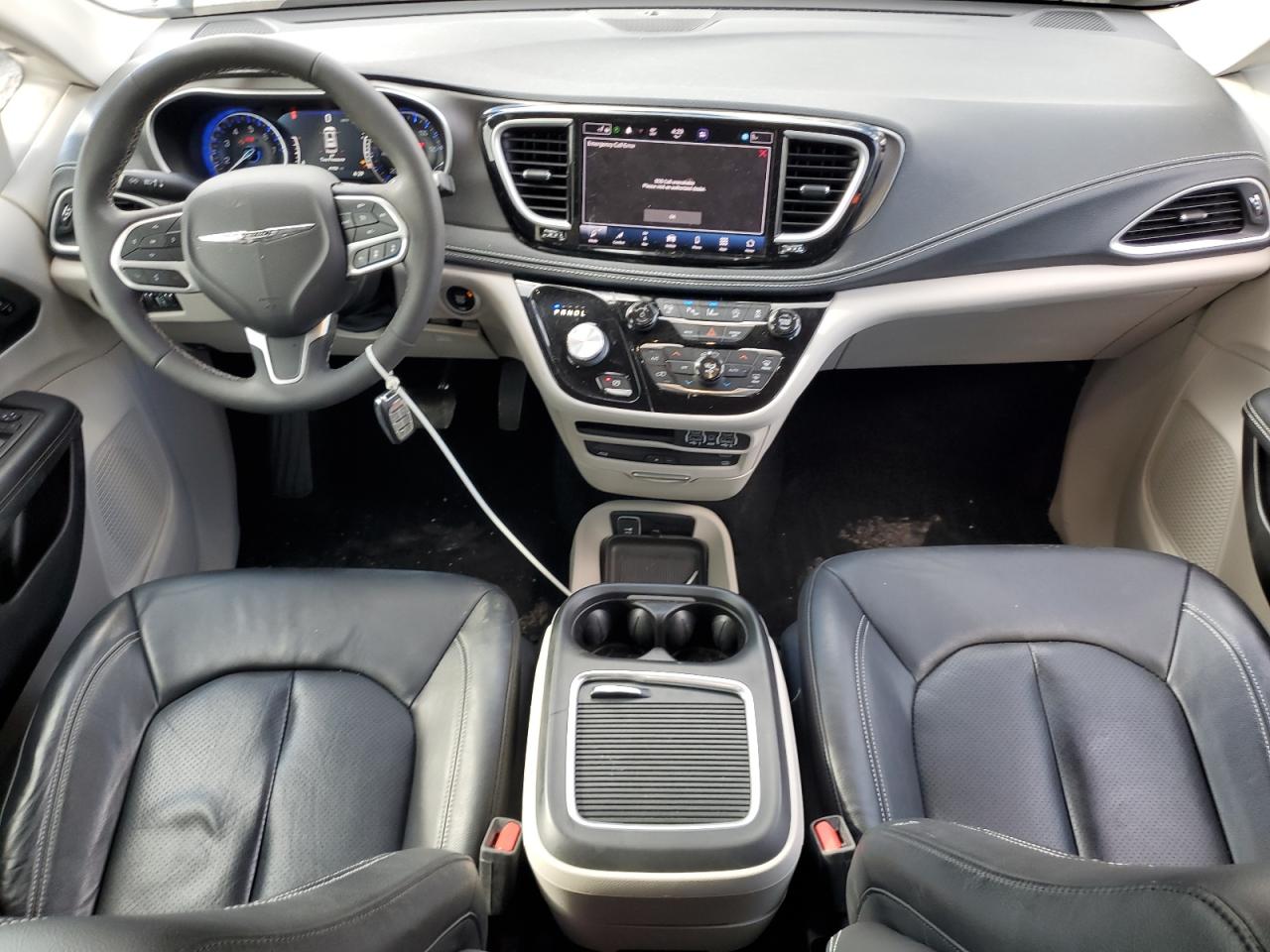 2022 Chrysler Pacifica Touring L VIN: 2C4RC1BGXNR145722 Lot: 83821085