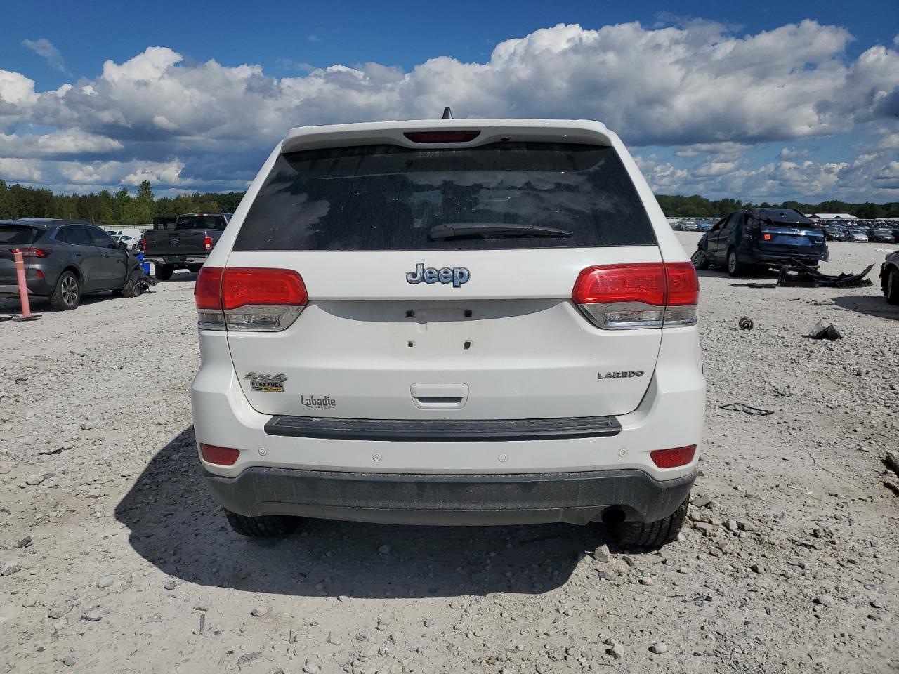 2015 Jeep Grand Cherokee Laredo VIN: 1C4RJFAG1FC727299 Lot: 71556275