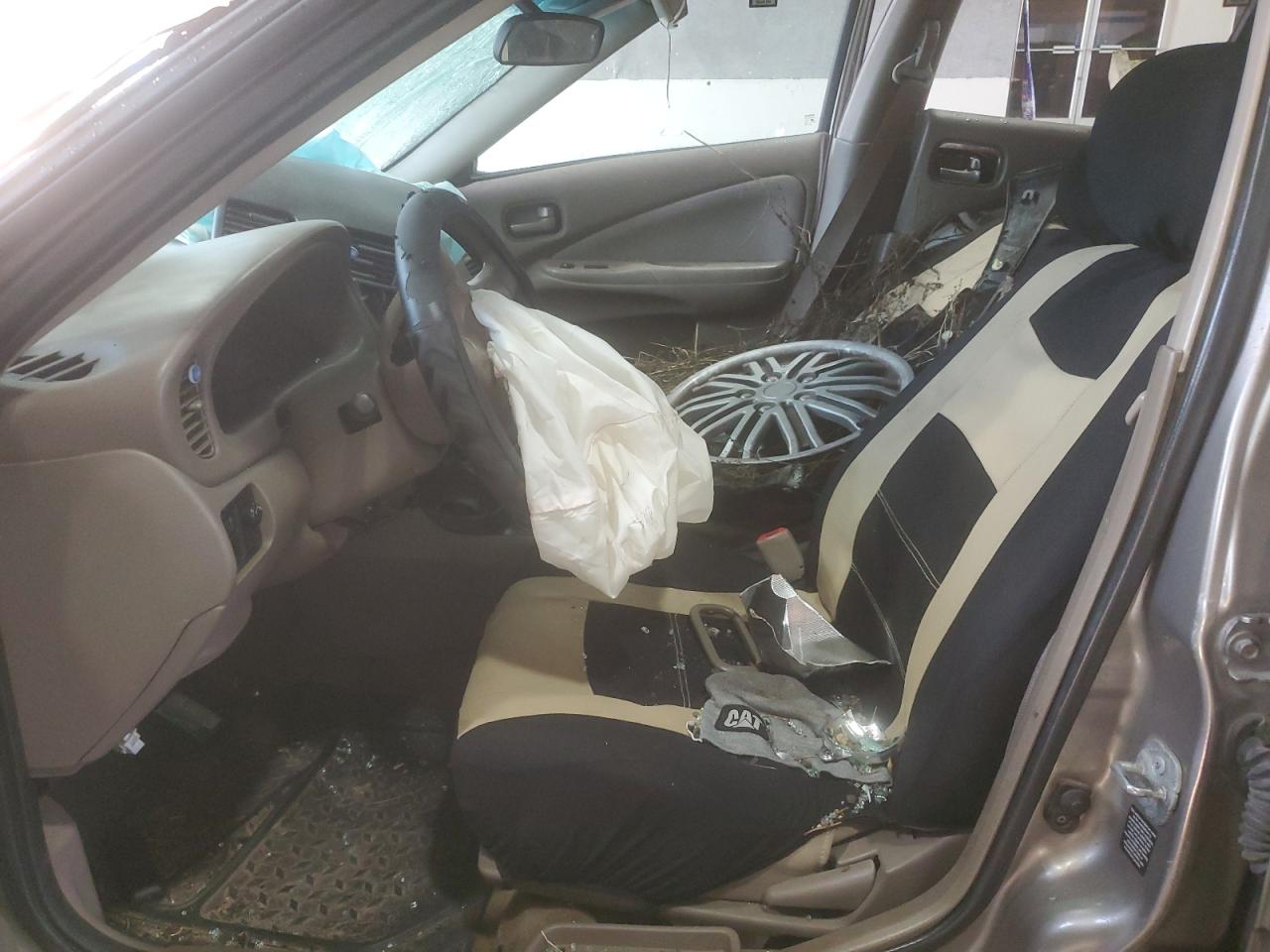 2004 Nissan Sentra 1.8 VIN: 3N1CB51D54L915217 Lot: 81375135