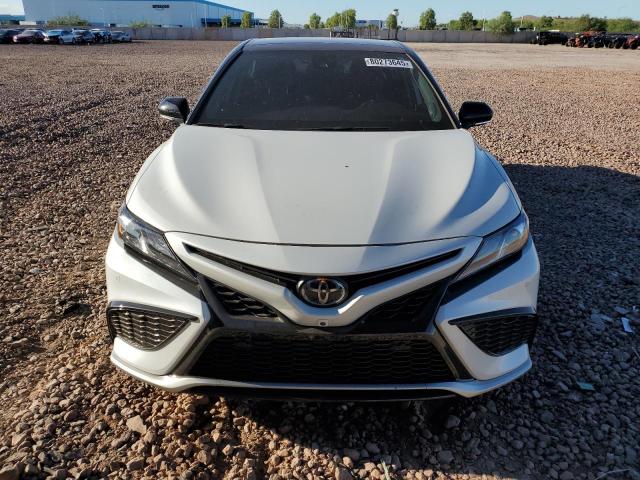  TOYOTA CAMRY 2024 Белы