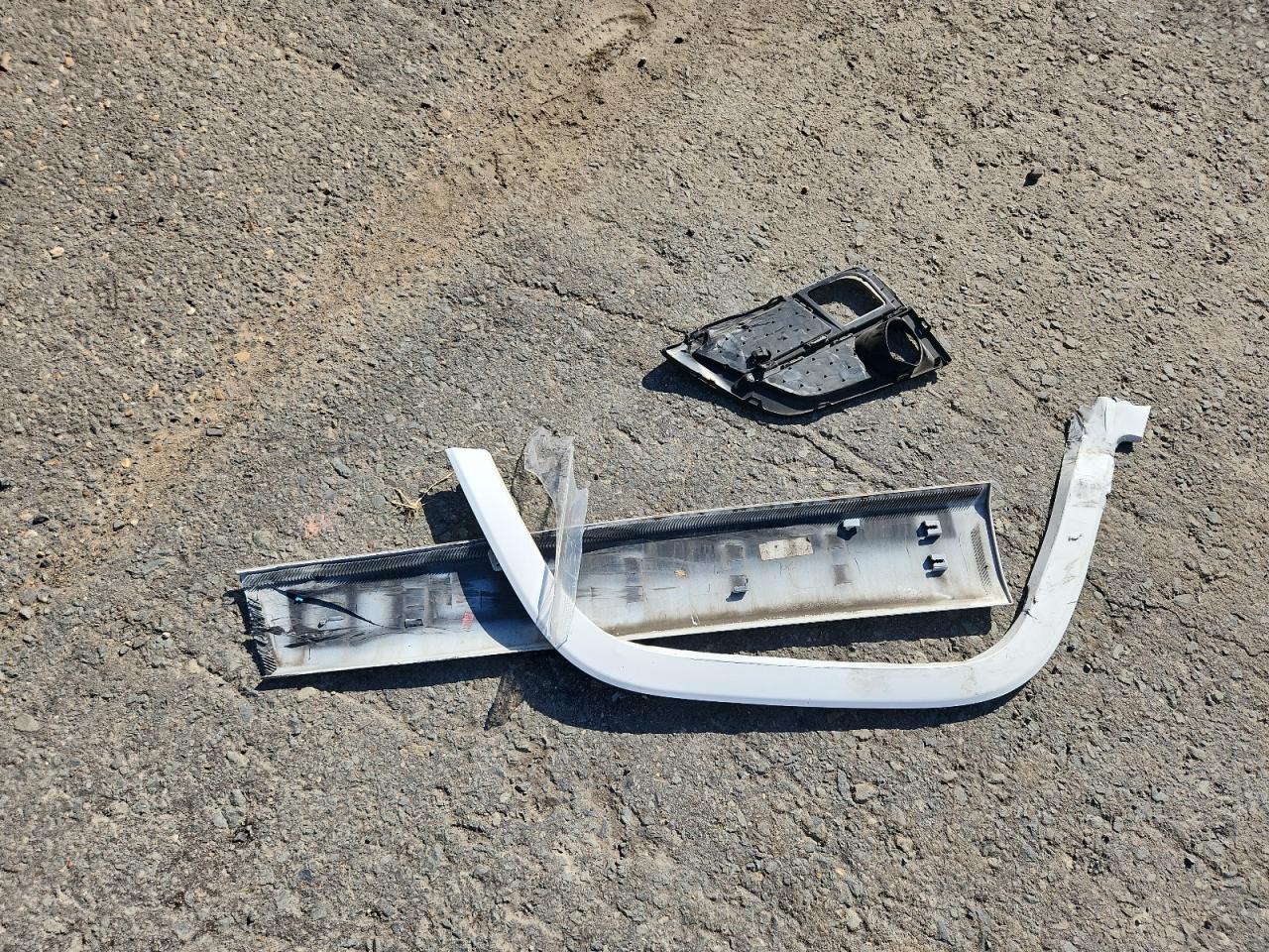 2016 Jeep Cherokee Overland VIN: 1C4PJLJS5GW295097 Lot: 81822245