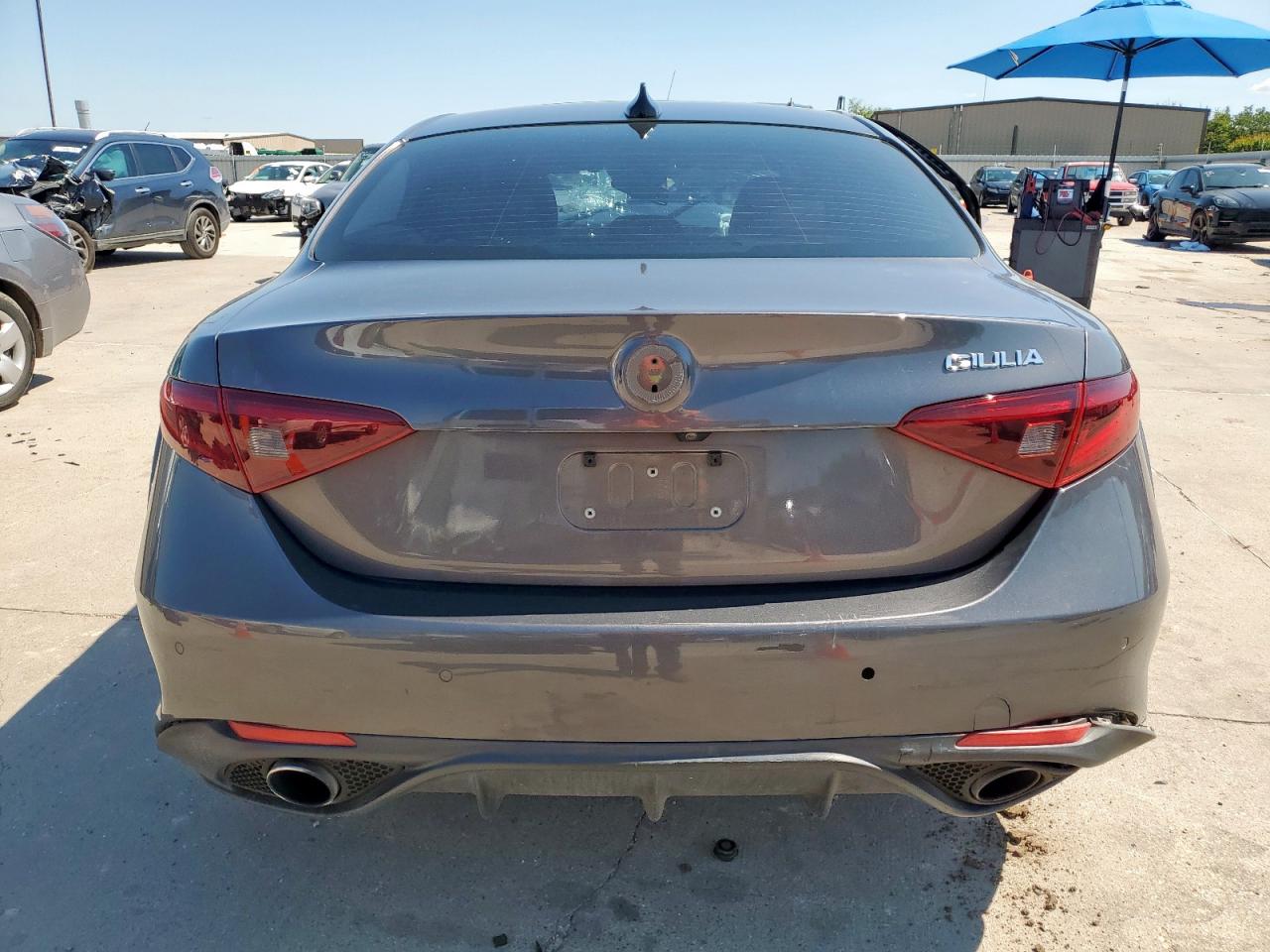 2018 Alfa Romeo Giulia Ti VIN: ZARFAECN1J7583432 Lot: 71325705