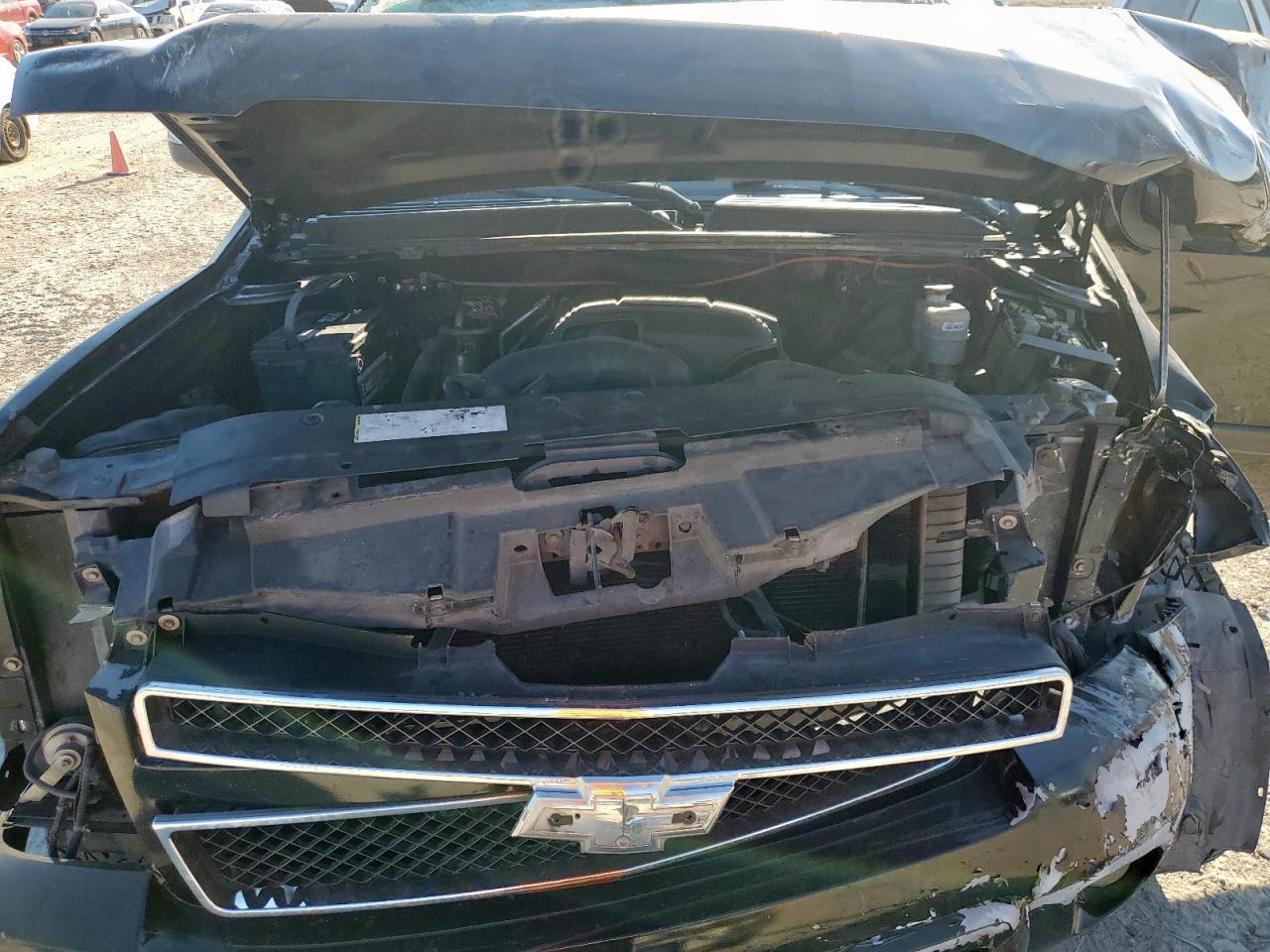 2008 Chevrolet Tahoe C1500 VIN: 1GNFC13098R154157 Lot: 81831325