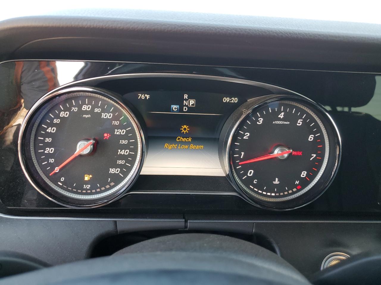 2017 Mercedes-Benz E 300 VIN: WDDZF4JB2HA037270 Lot: 83834655