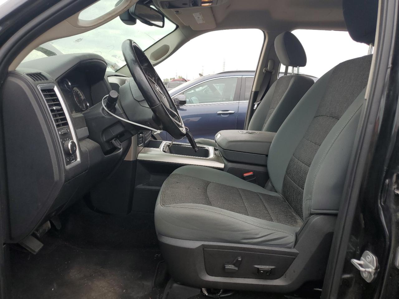 2018 Ram 1500 Slt VIN: 1C6RR7LG9JS170823 Lot: 70738655