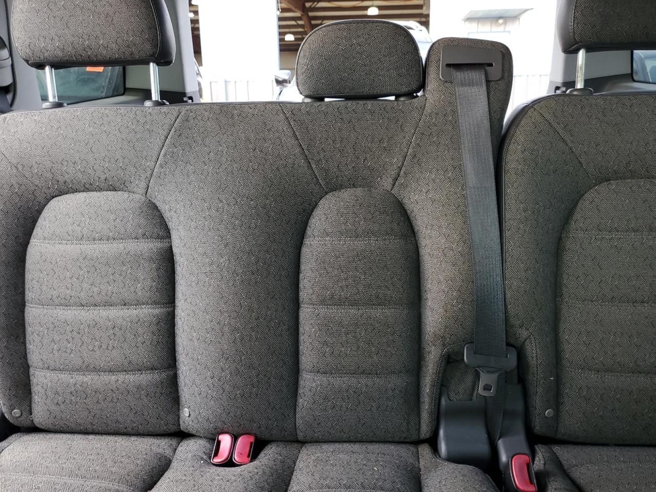 2004 Ford Explorer Xls VIN: 1FMDU72K44UC23164 Lot: 80300495