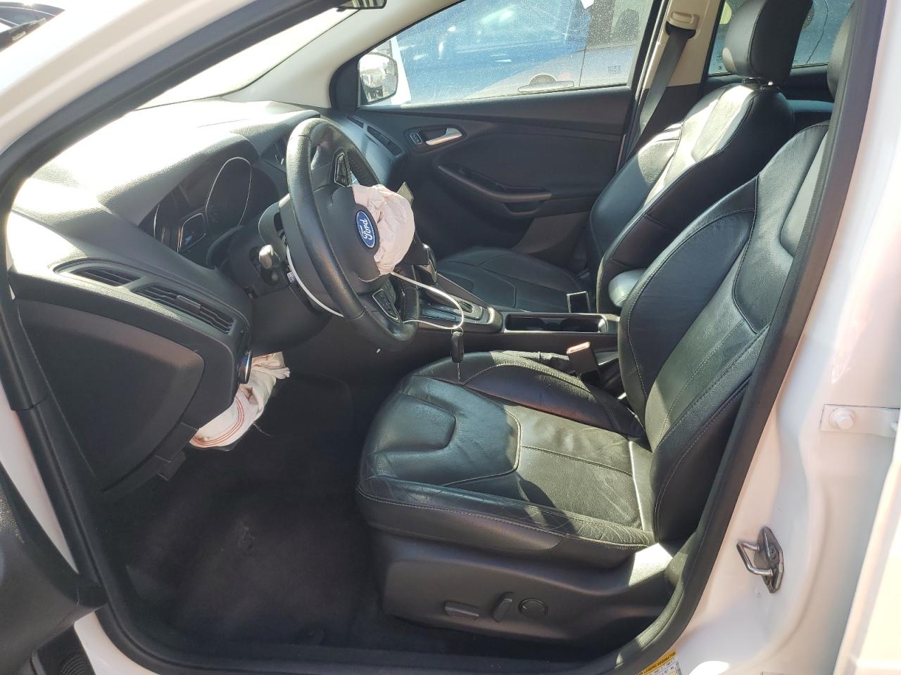 2015 Ford Focus Se VIN: 1FADP3K28FL358621 Lot: 81107485