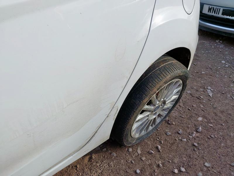 2014 FORD FIESTA TITANIUM