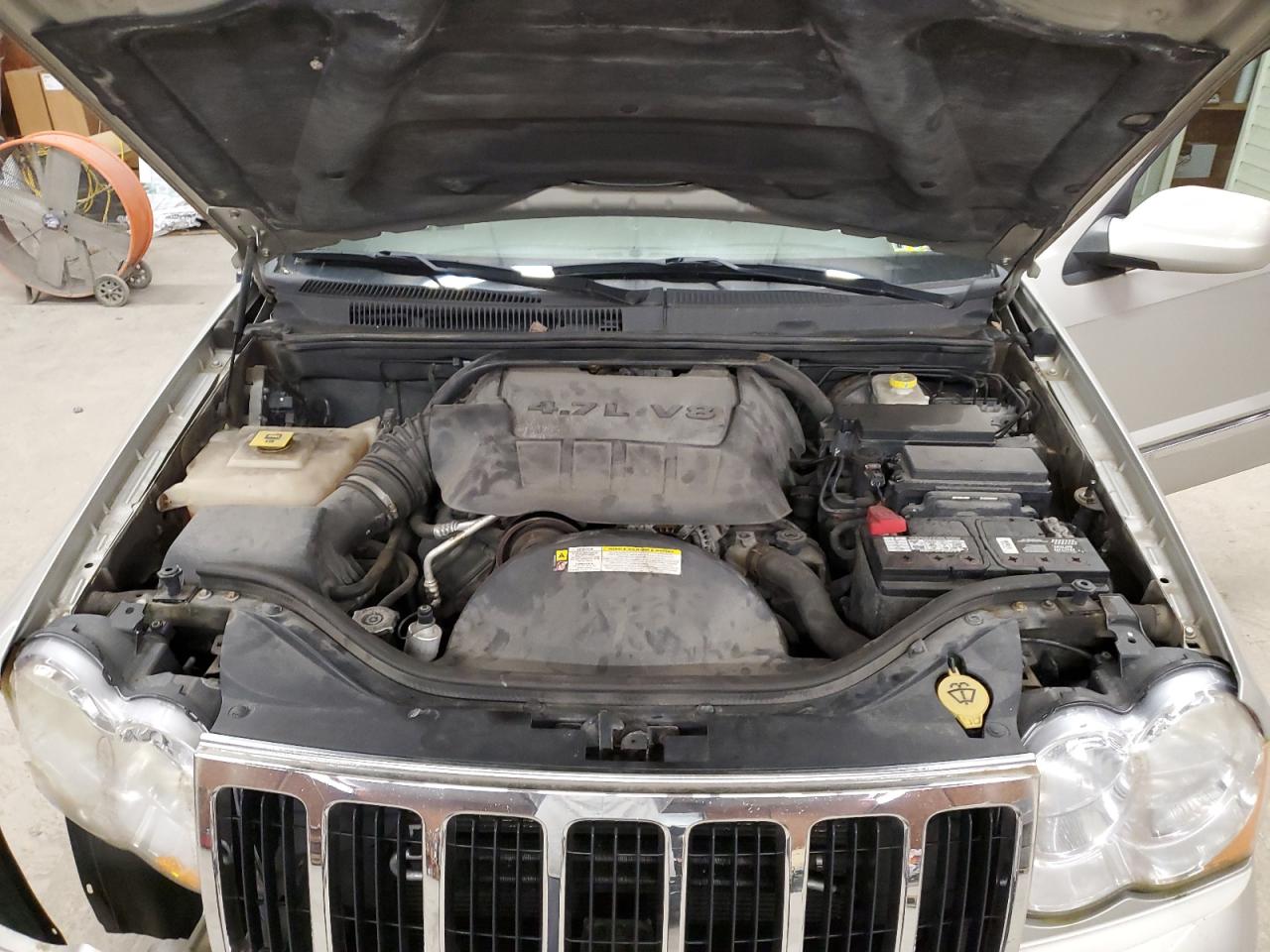 2008 Jeep Grand Cherokee Limited VIN: 1J8HR58N38C218068 Lot: 71806535