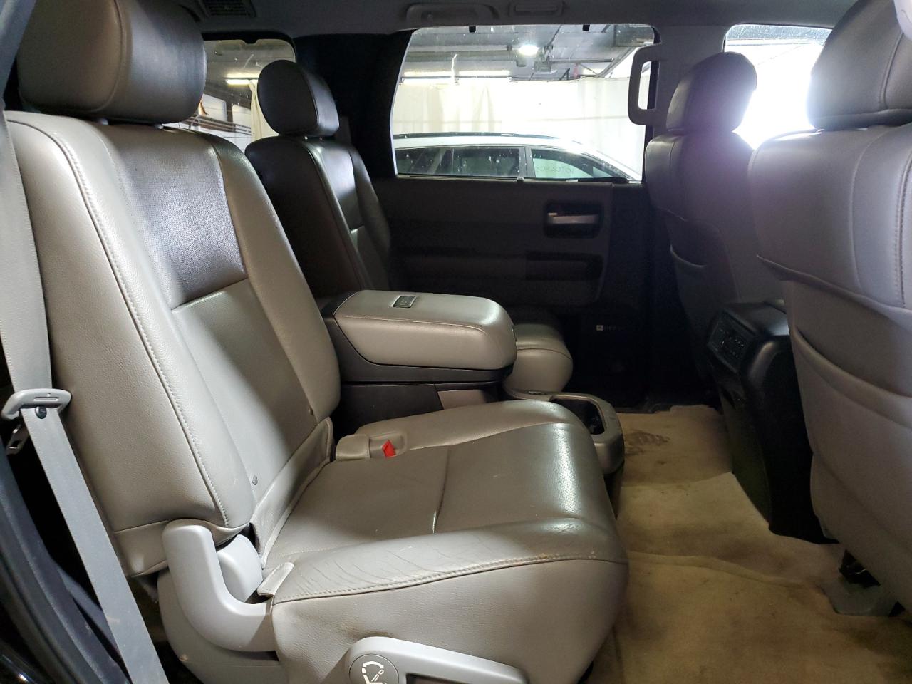 2011 Toyota Sequoia Platinum VIN: 5TDDY5G12BS046368 Lot: 80776045