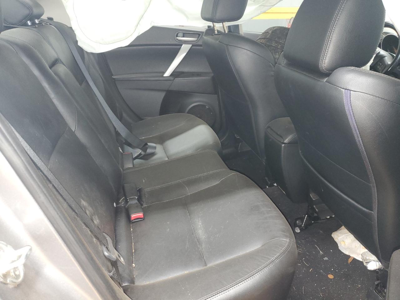 2010 Mazda 3 S VIN: JM1BL1S66A1100915 Lot: 70913845