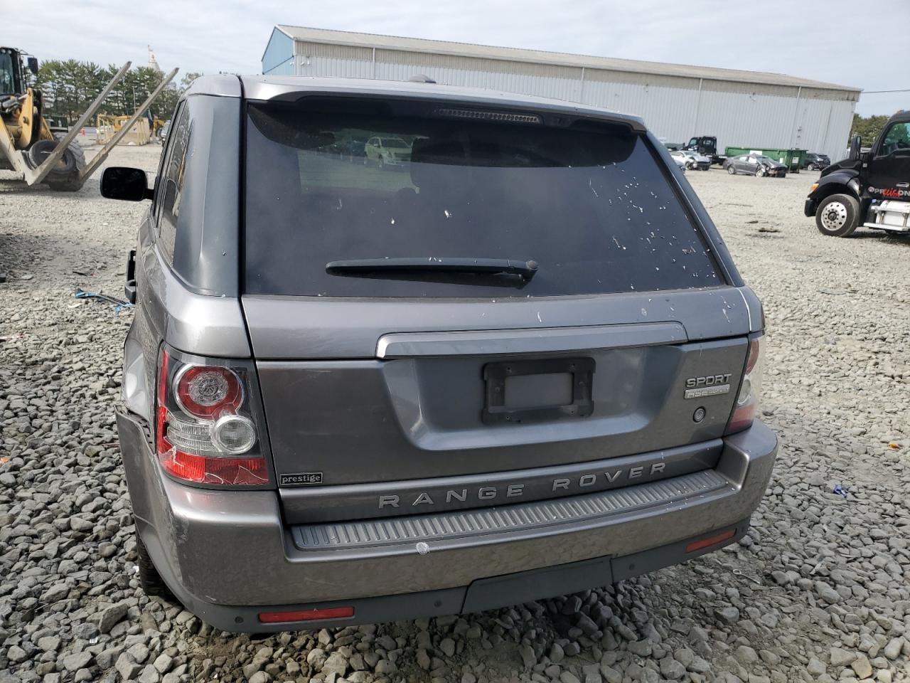 2011 Land Rover Range Rover Sport Lux VIN: SALSK2D45BA702882 Lot: 81508125