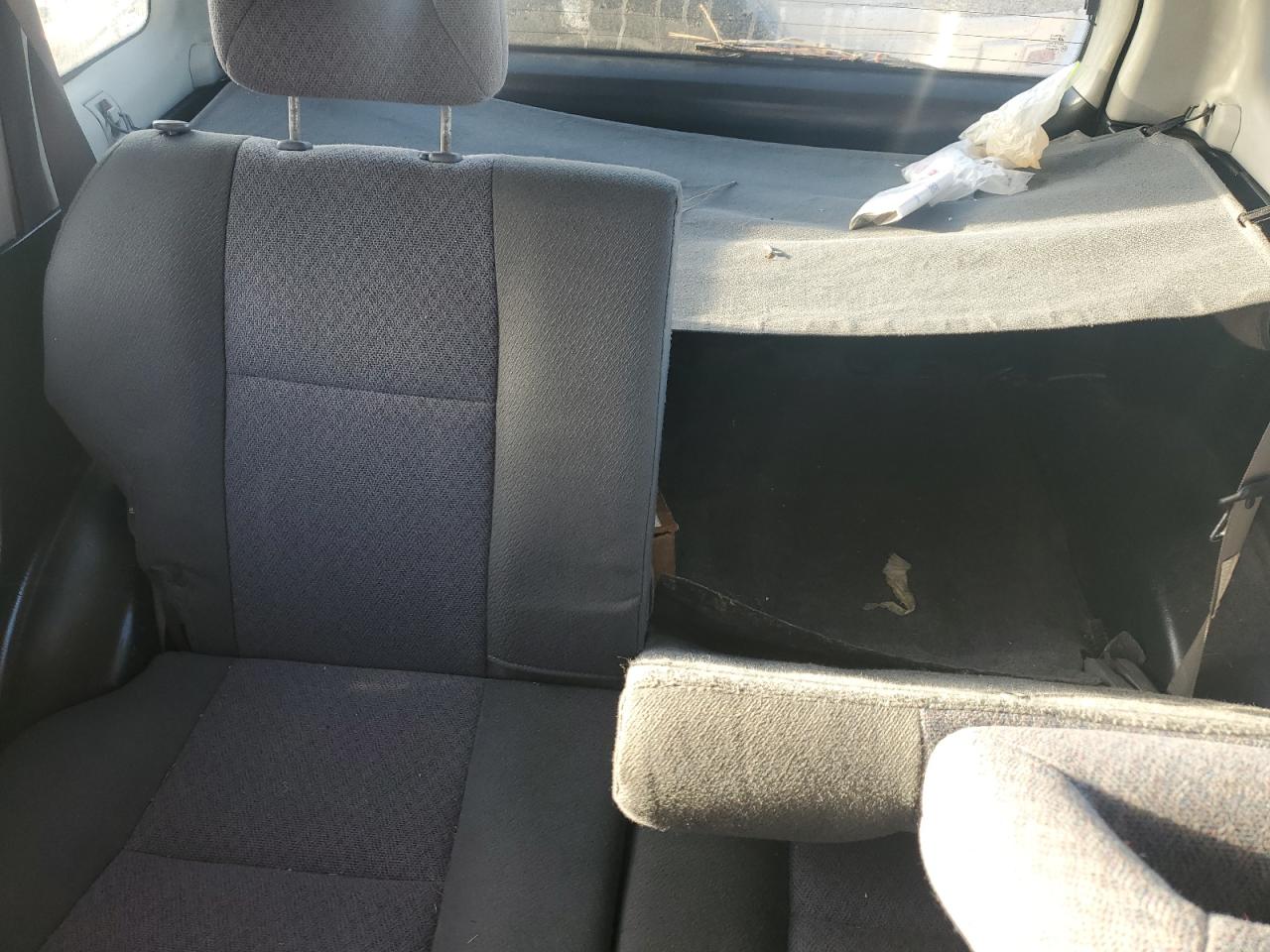 2002 Chevrolet Tracker VIN: 2CNBE13C326912813 Lot: 81281745