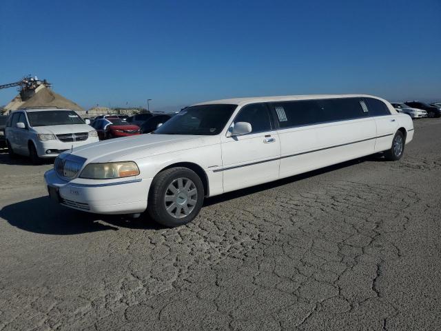 2005 Lincoln Town Car Executive