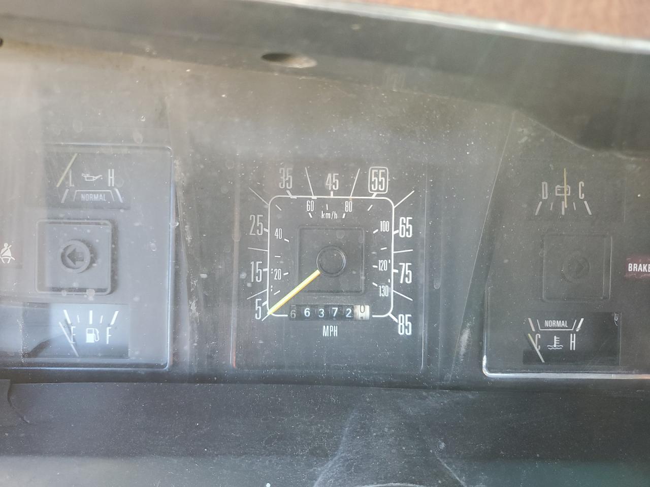 1983 Ford Econoline E350 Cutaway Van VIN: 1FDKE30LXDHB00213 Lot: 81769895