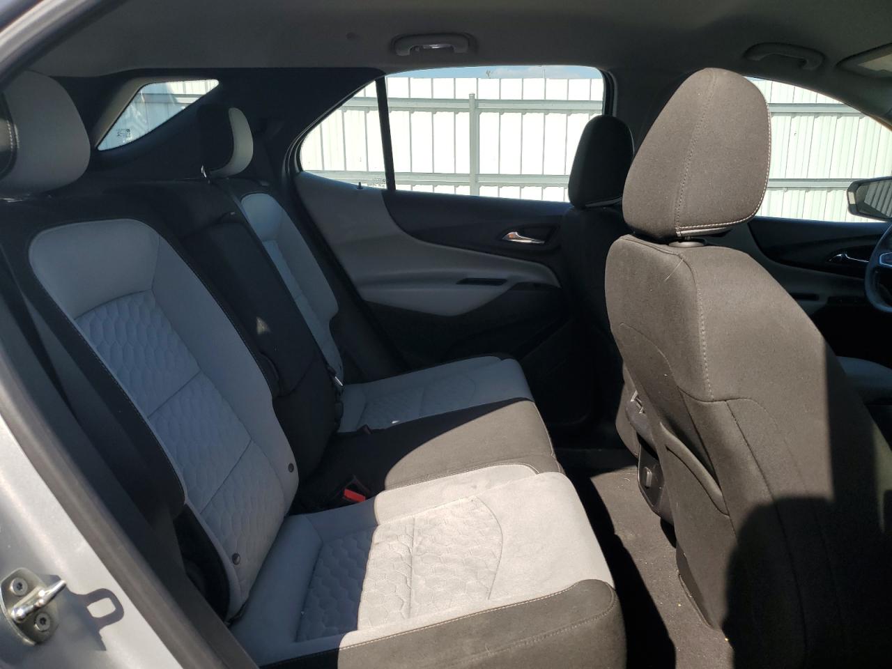 2018 Chevrolet Equinox Ls VIN: 2GNAXHEV3J6194817 Lot: 81907955