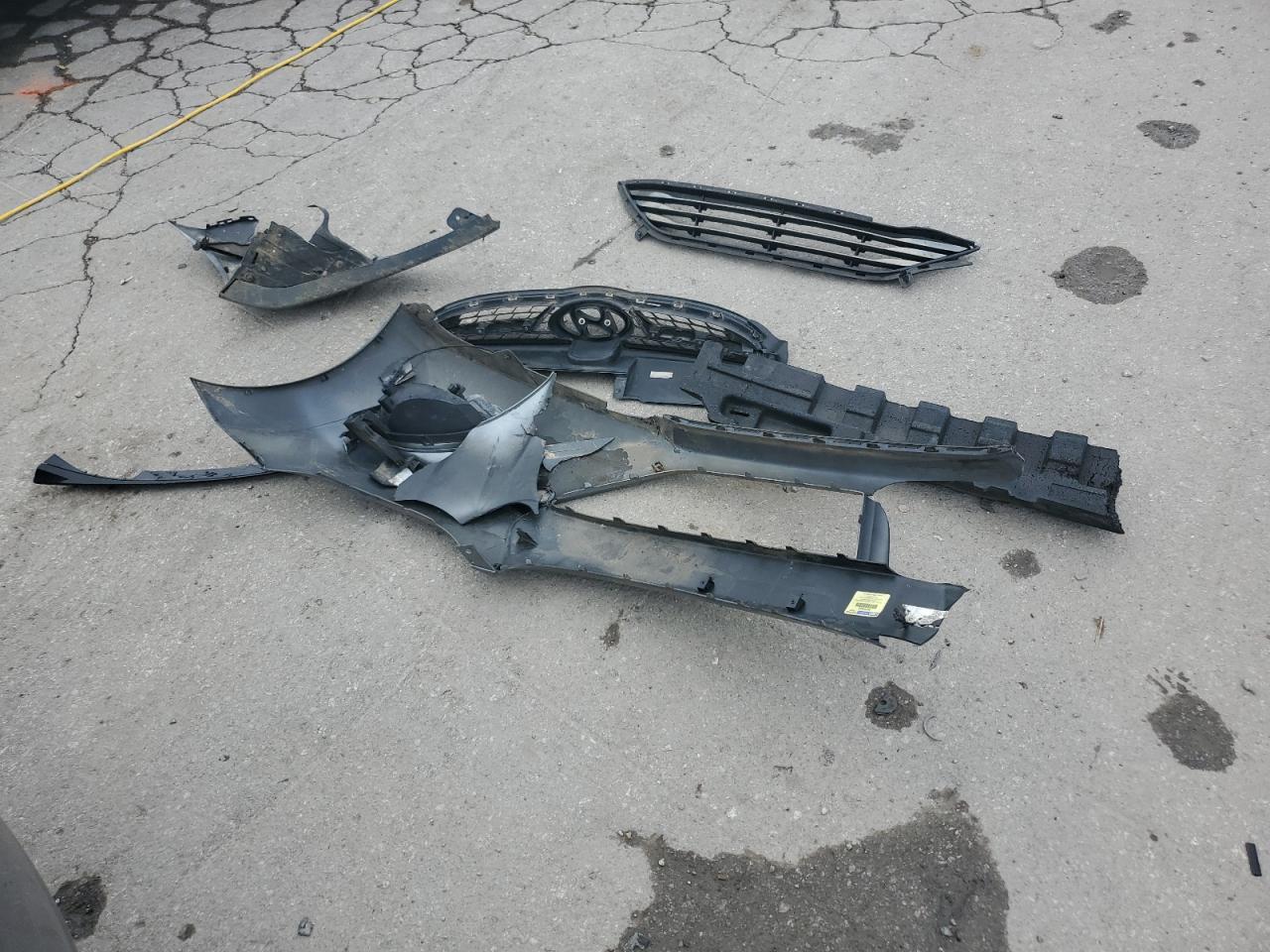 2013 Hyundai Elantra Gls VIN: KMHDH4AE3DU589129 Lot: 81834295