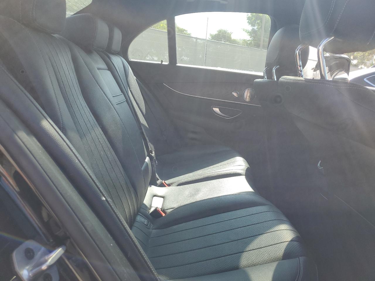 2022 Mercedes-Benz E 350 VIN: W1KZF8DB5NB075861 Lot: 84697075