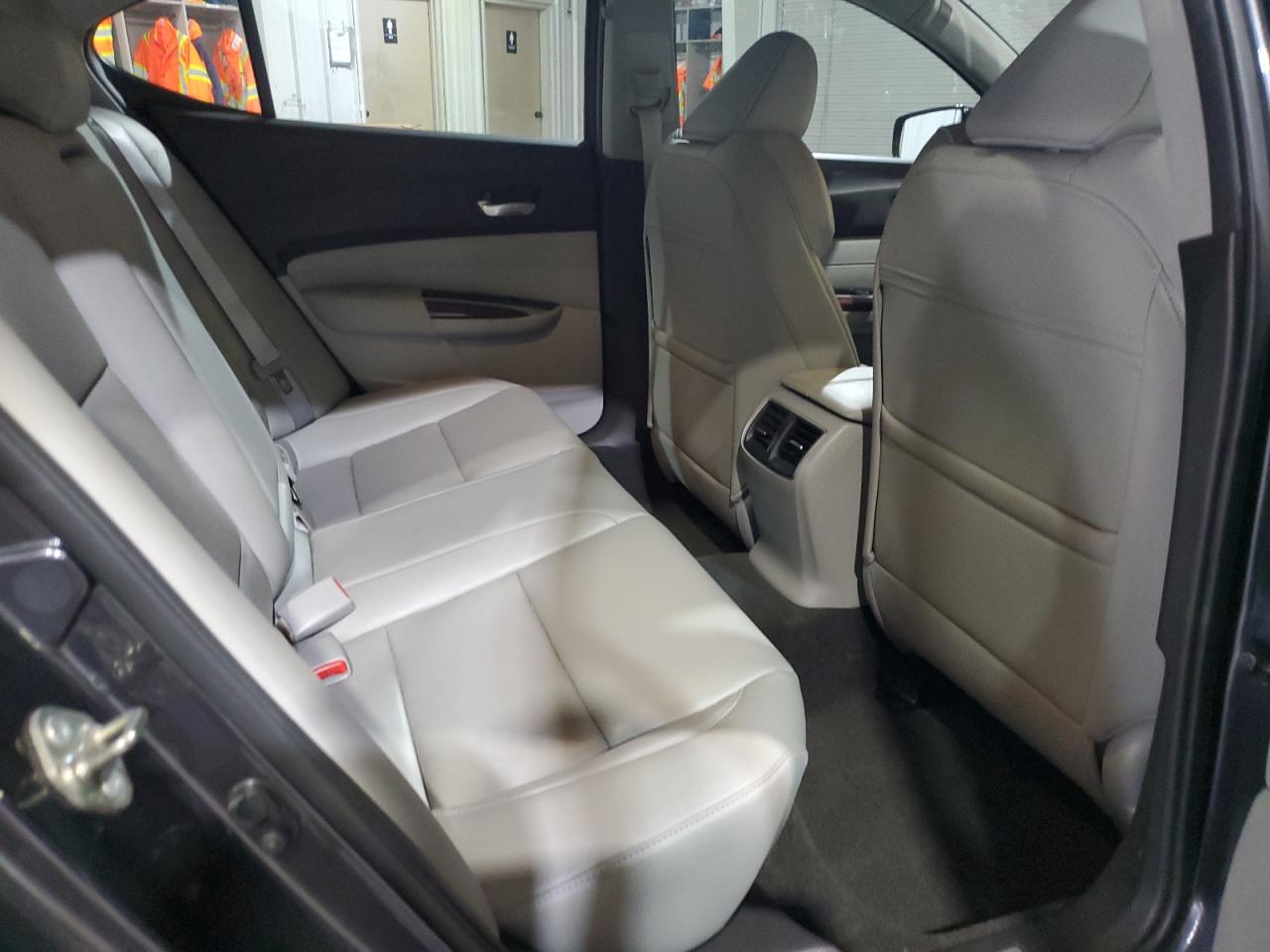 2016 Acura Tlx VIN: 19UUB1F37GA002207 Lot: 71405525