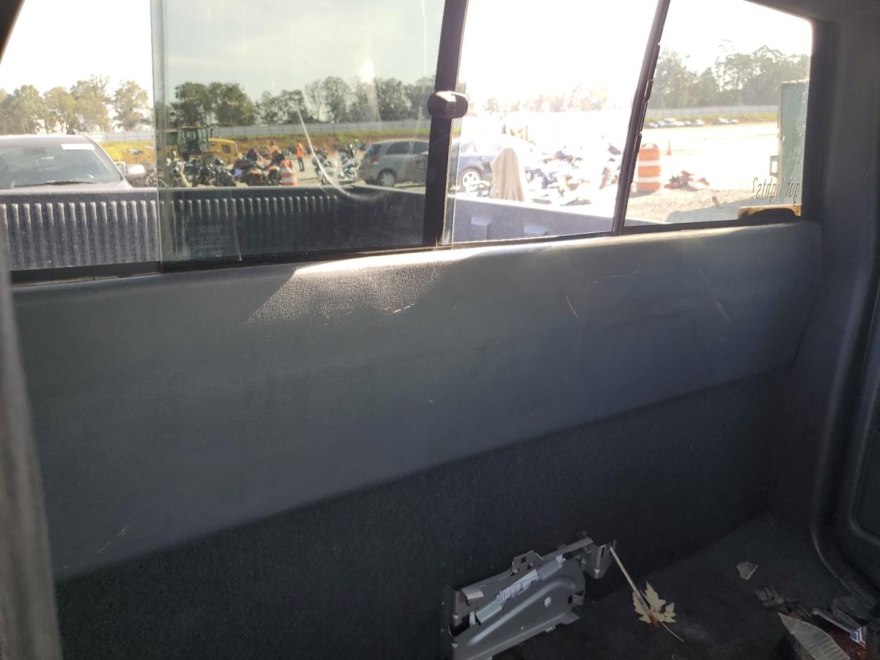 2002 GMC Sonoma VIN: 1GTDT19W728184489 Lot: 81038475