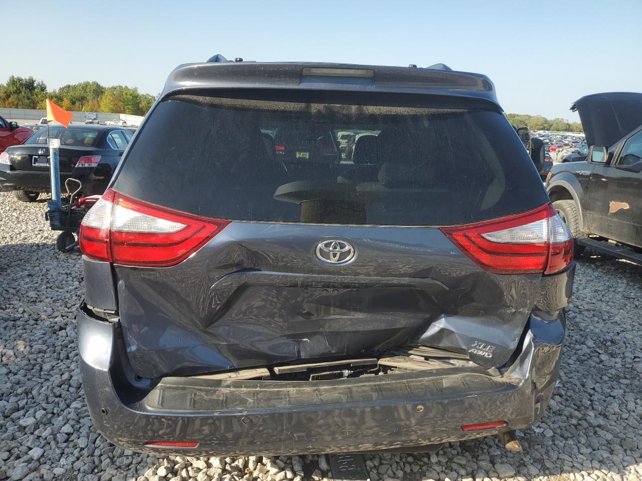 2016 Toyota Sienna Xle VIN: 5TDDK3DC0GS130725 Lot: 83927675