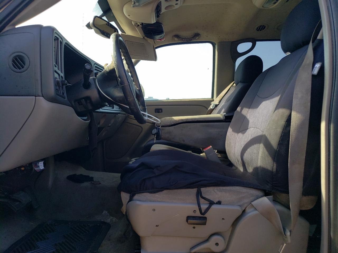 2004 Chevrolet Tahoe C1500 VIN: 1GNEC13VX4R179568 Lot: 81054895