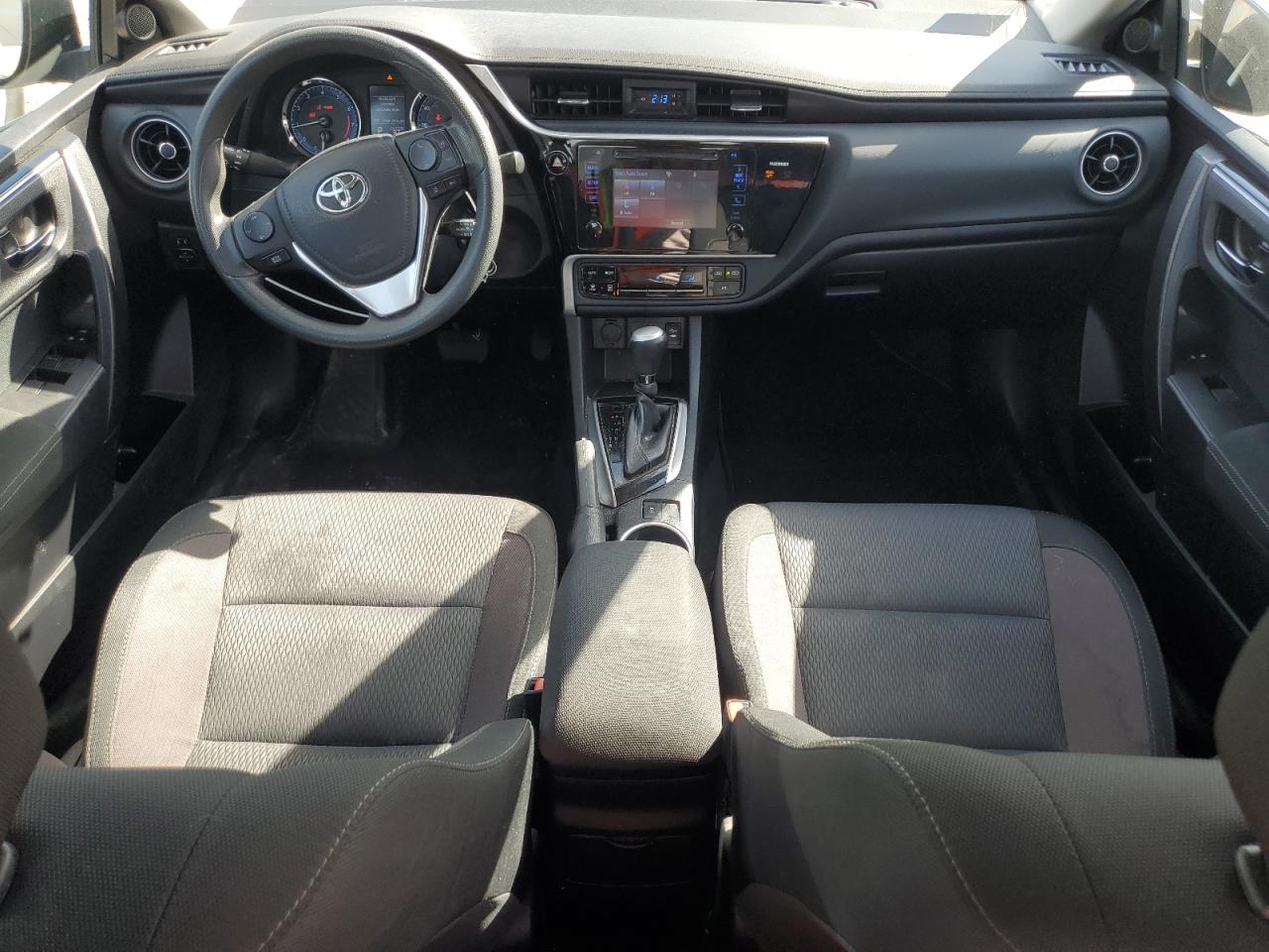 2017 Toyota Corolla L VIN: 2T1BURHE0HC871824 Lot: 81282265