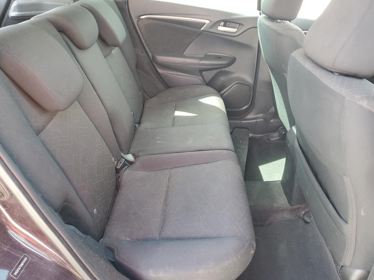 2017 Honda Fit Ex VIN: 3HGGK5G79HM704281 Lot: 84203035