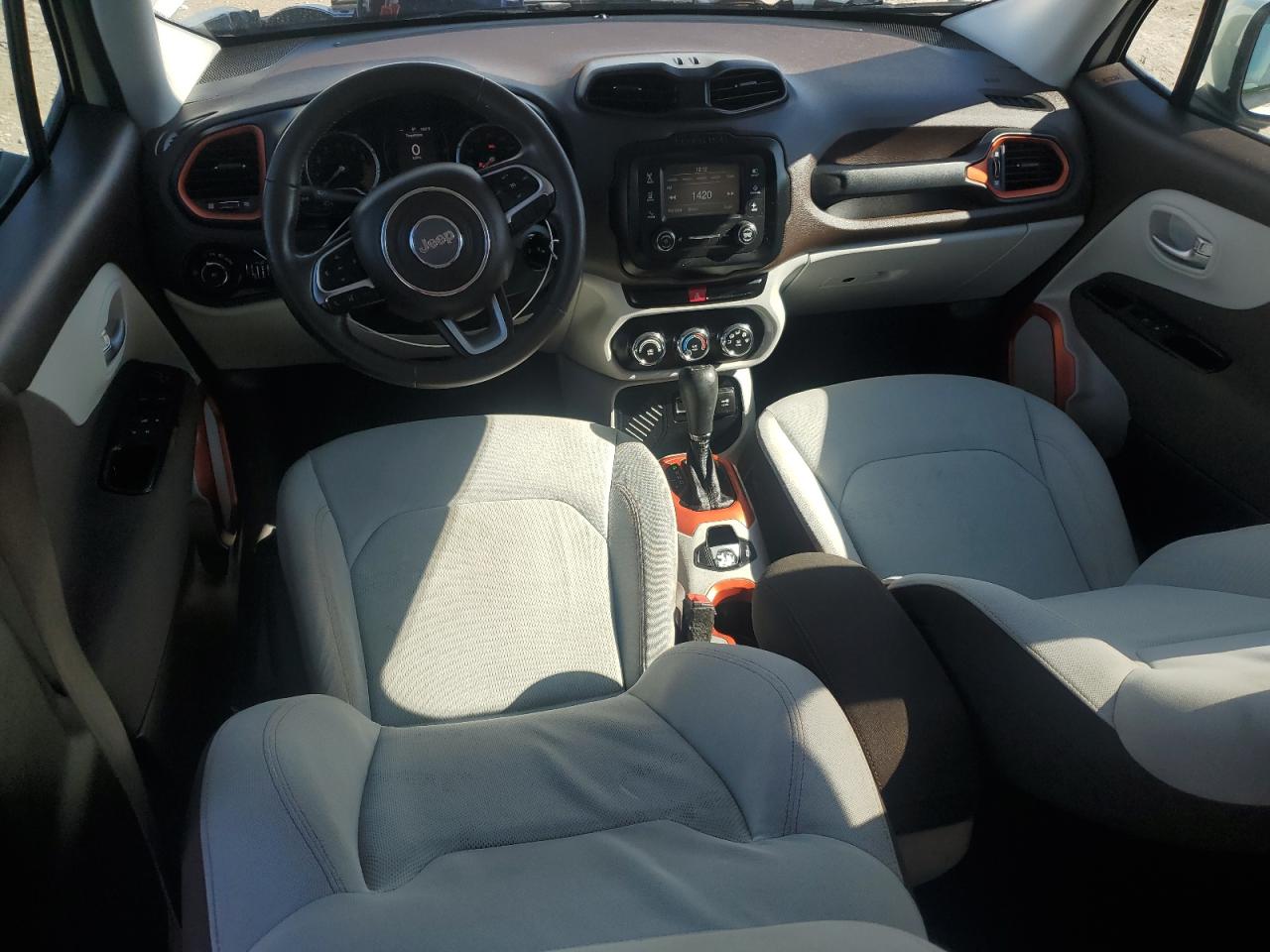 2015 Jeep Renegade Latitude VIN: ZACCJABT4FPB98608 Lot: 72072485