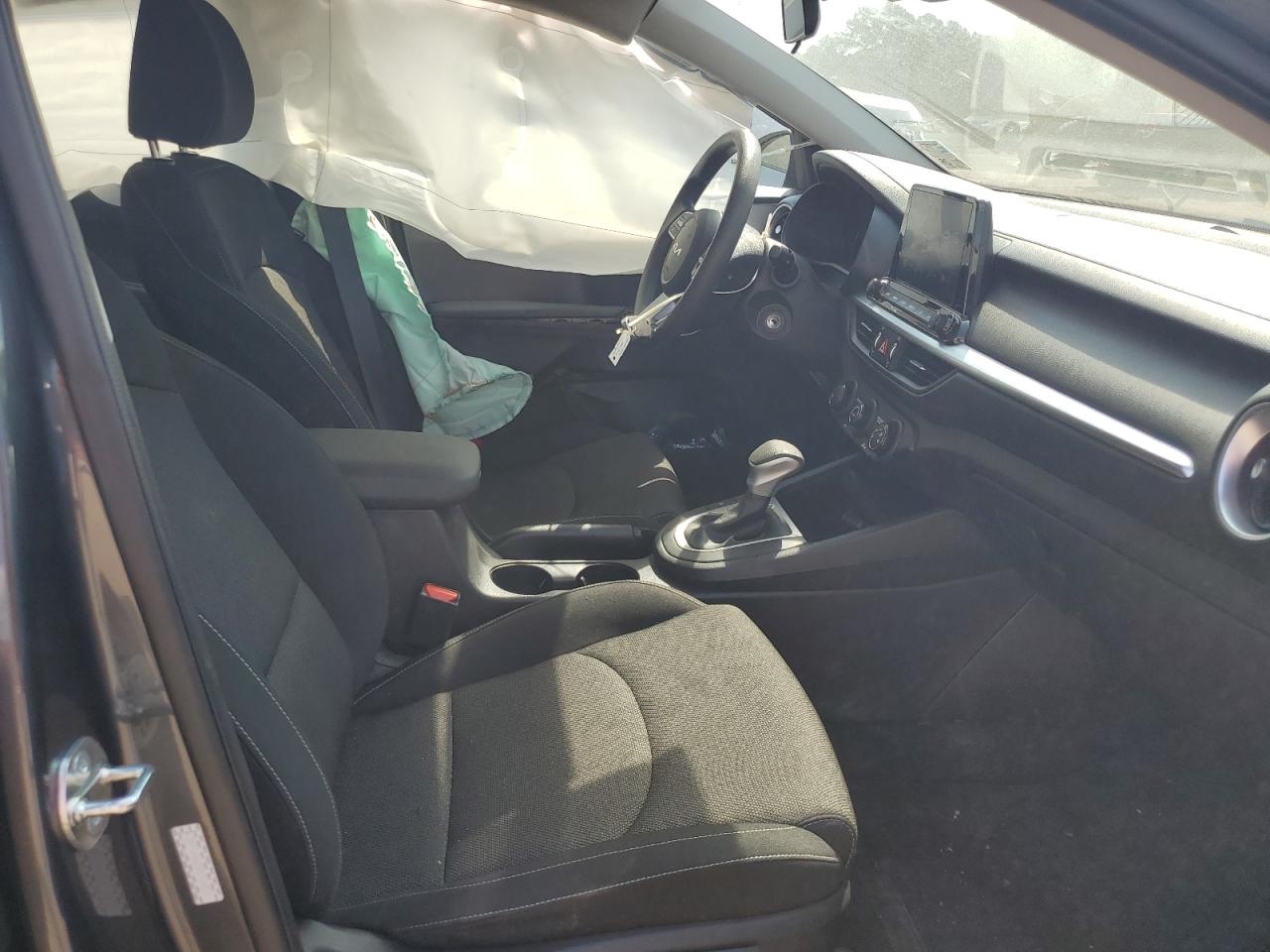 2024 Kia Forte Lx VIN: 3KPF24AD8RE726870 Lot: 71427485