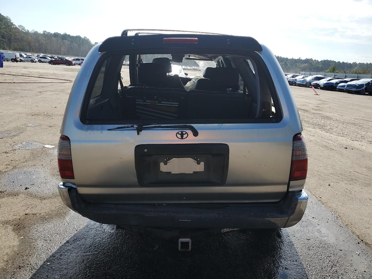 2000 Toyota 4Runner Sr5 VIN: JT3GN86R0Y0161484 Lot: 84030565