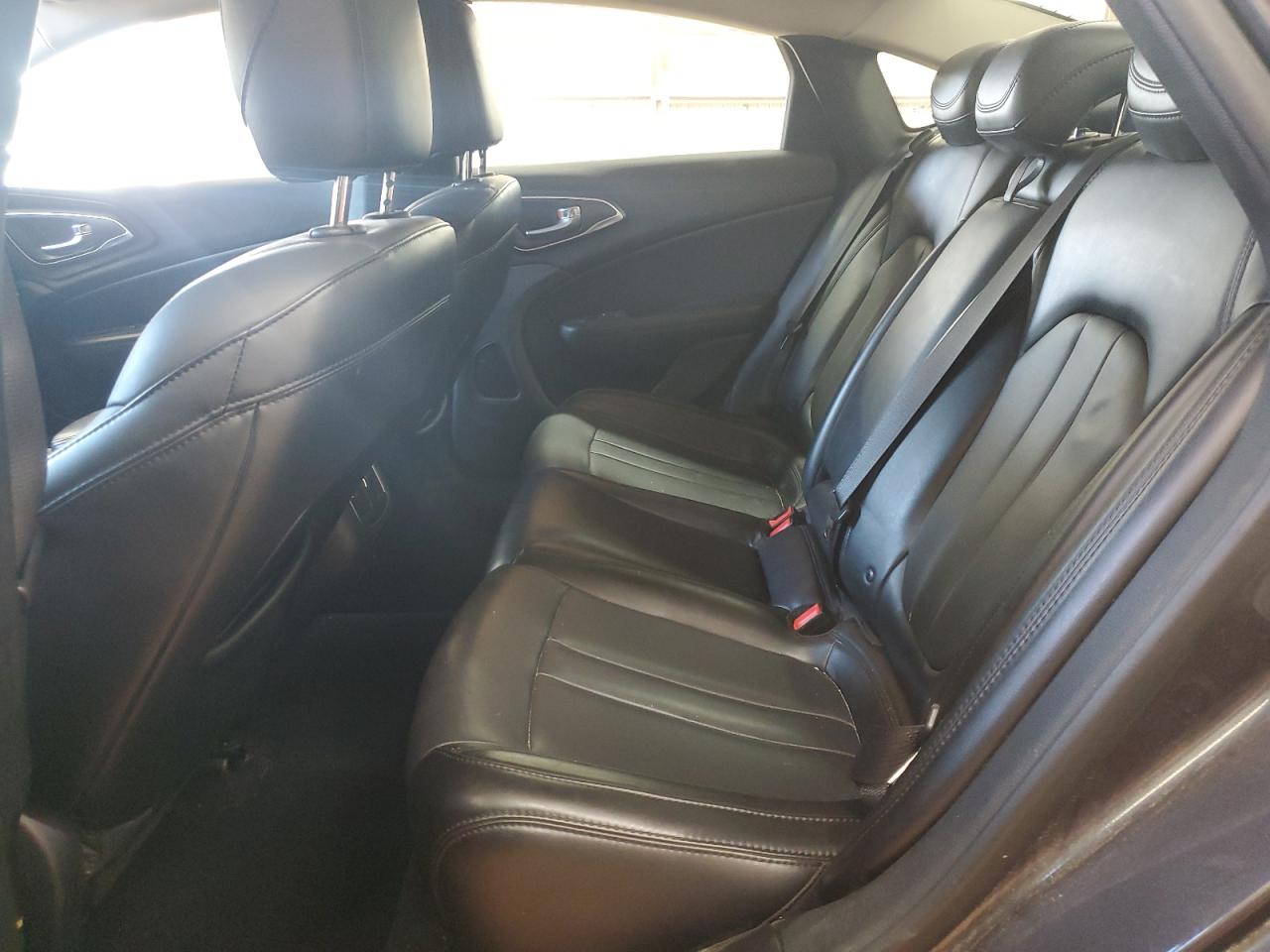 2017 Chrysler 200 Limited VIN: 1C3CCCAB5HN502687 Lot: 80731445